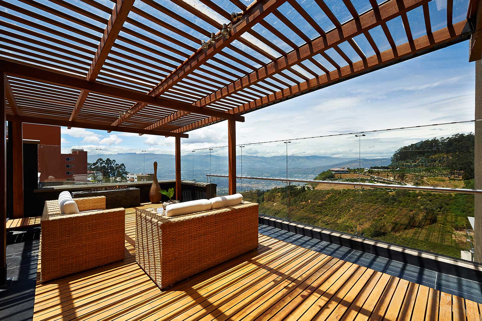 brise-soleil-pergola-corse-1